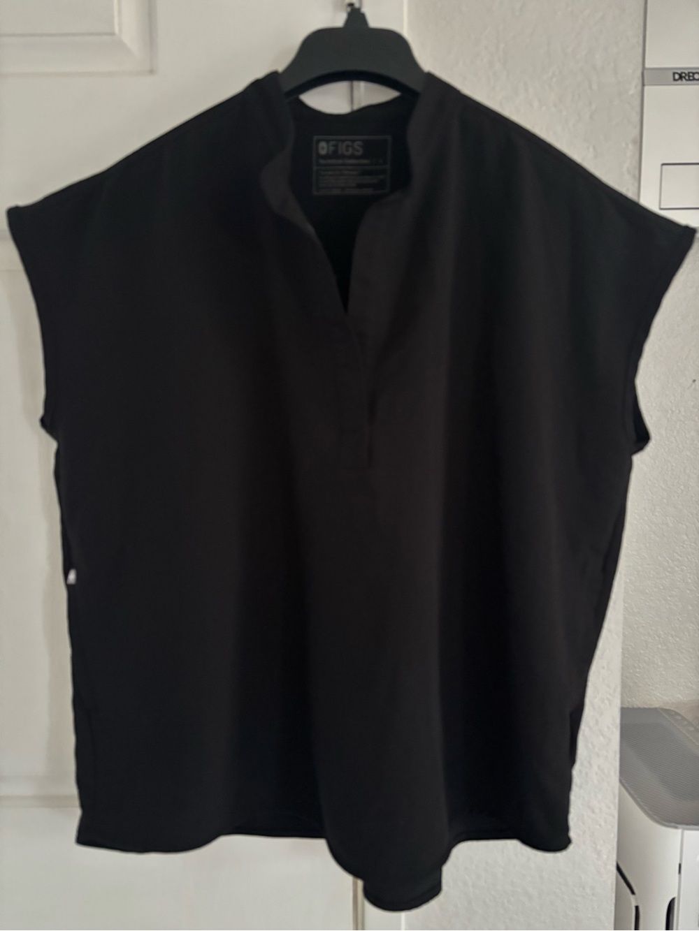FIGS Black V-Neck Medical Tunic Shirt